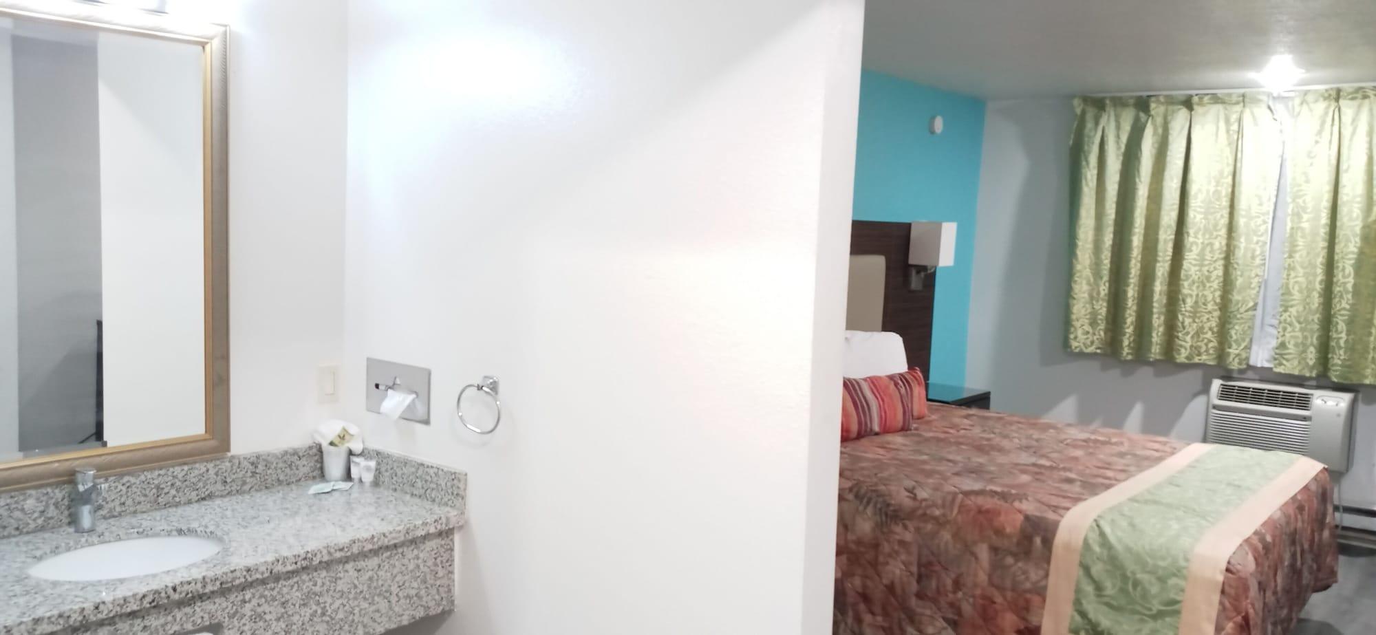 Nampa Inn & Suites Екстериор снимка