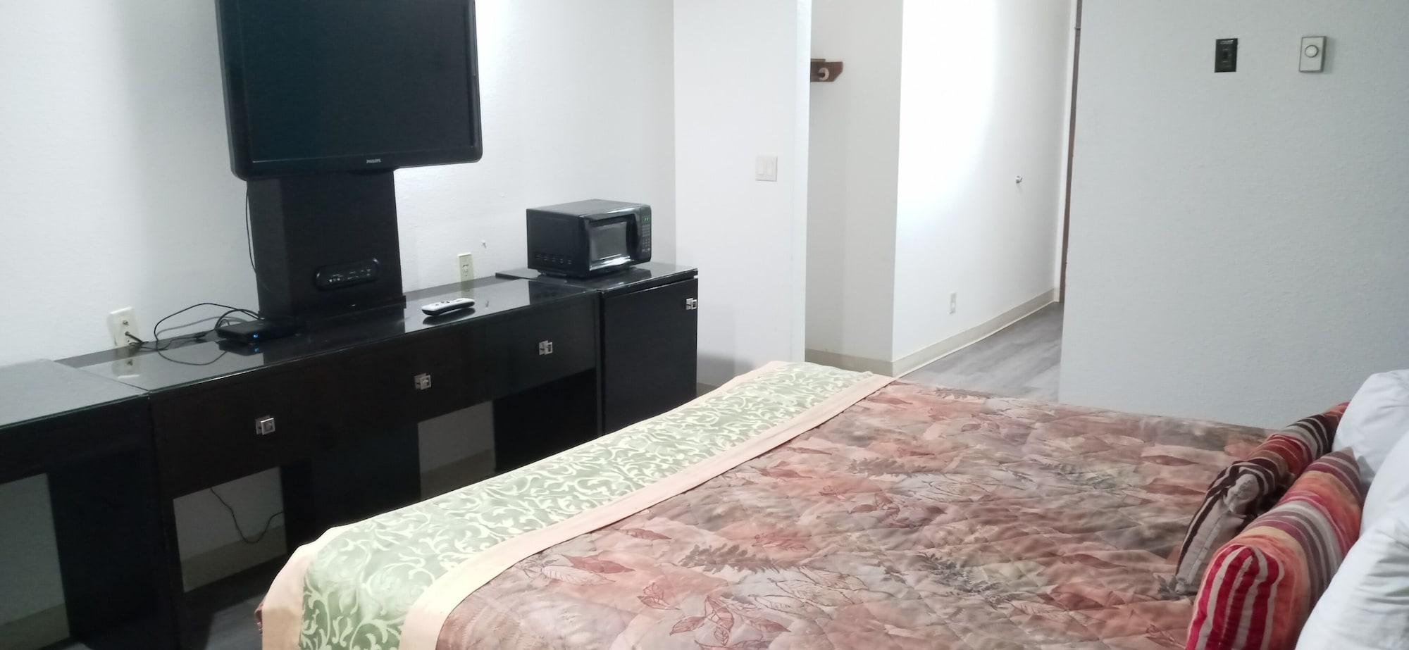 Nampa Inn & Suites Екстериор снимка