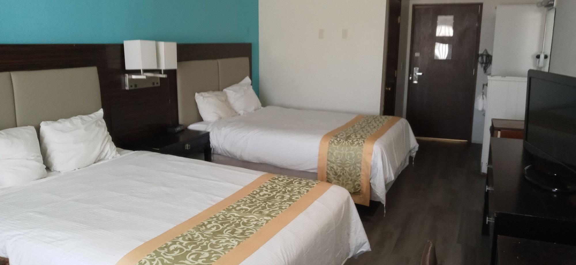 Nampa Inn & Suites Екстериор снимка