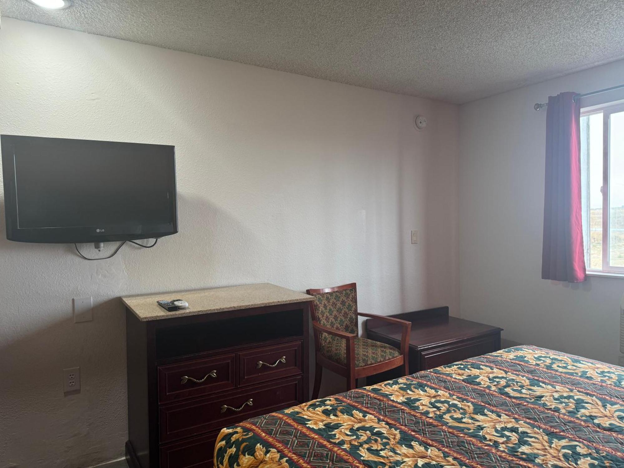 Nampa Inn & Suites Екстериор снимка