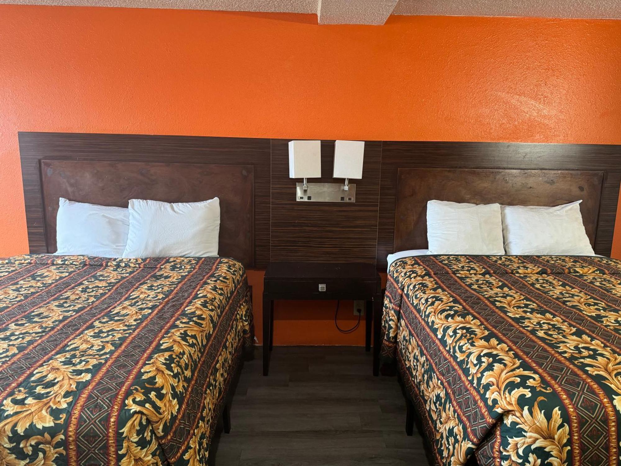 Nampa Inn & Suites Екстериор снимка