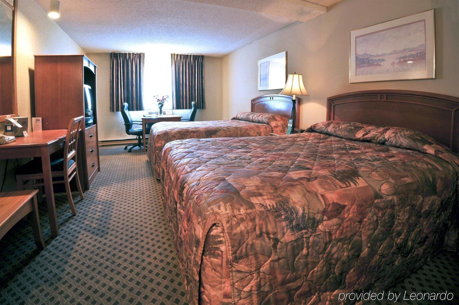 Nampa Inn & Suites Екстериор снимка