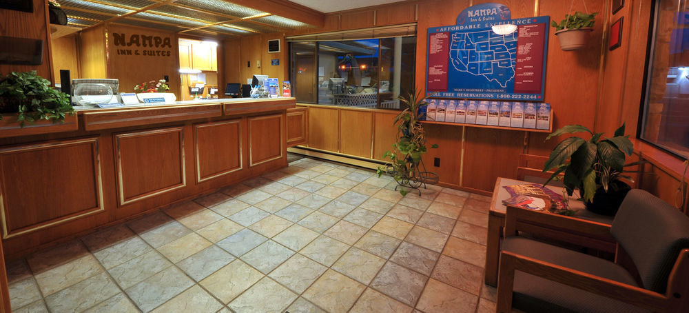 Nampa Inn & Suites Екстериор снимка