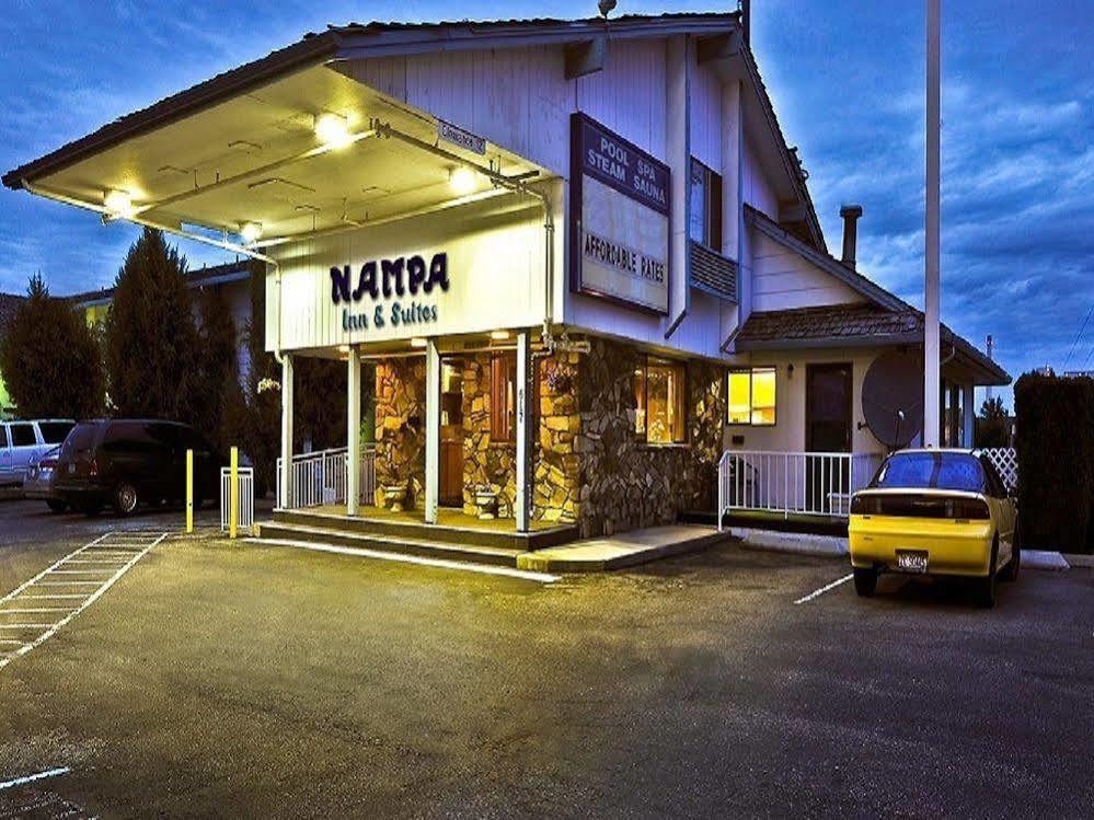 Nampa Inn & Suites Екстериор снимка